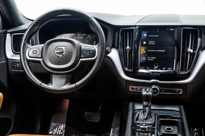 2020 Volvo XC60 T5 Momentum