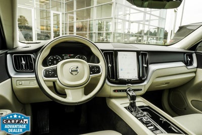 2021 Volvo XC60 T5 Momentum