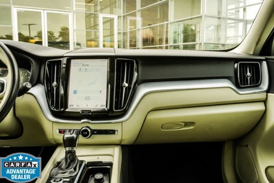 2021 Volvo XC60 T5 Momentum