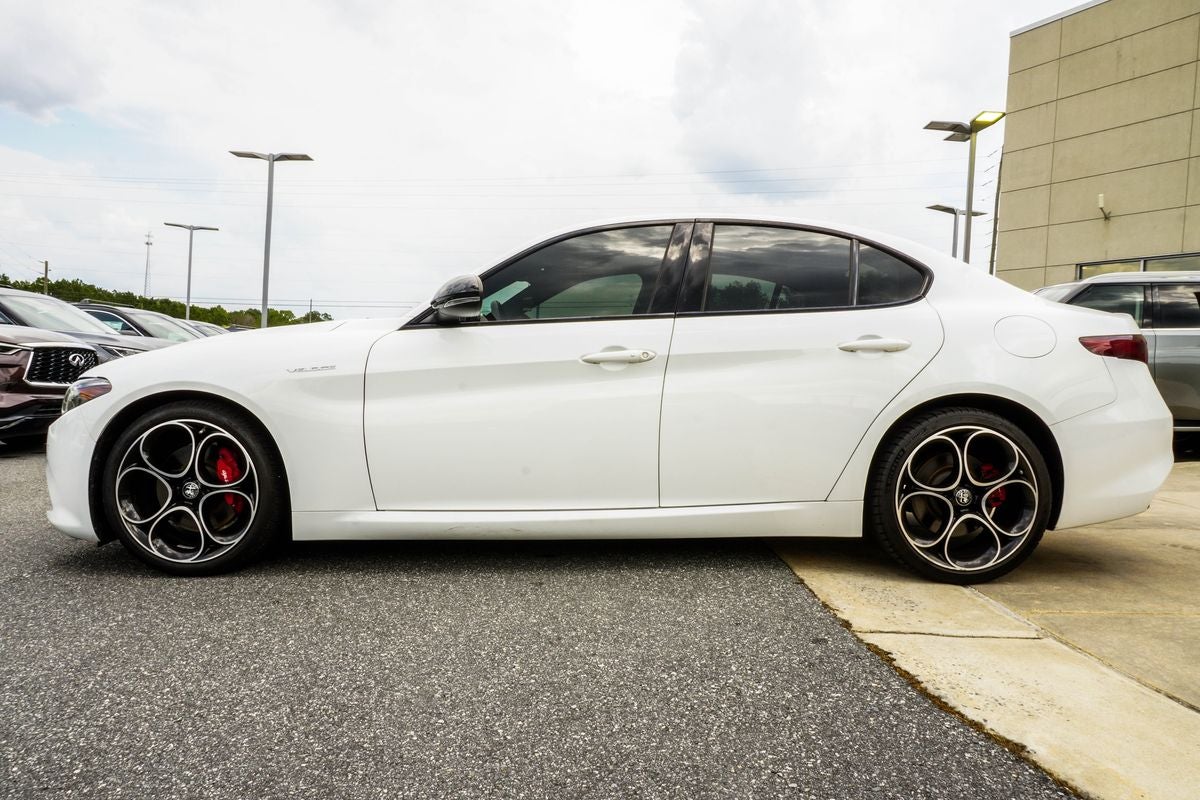 2022 Alfa Romeo Giulia Veloce