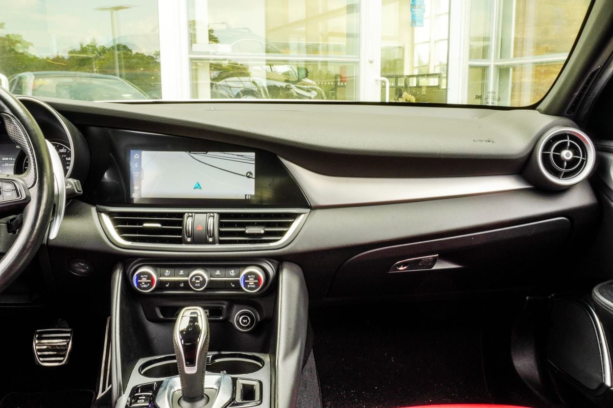 2022 Alfa Romeo Giulia Veloce