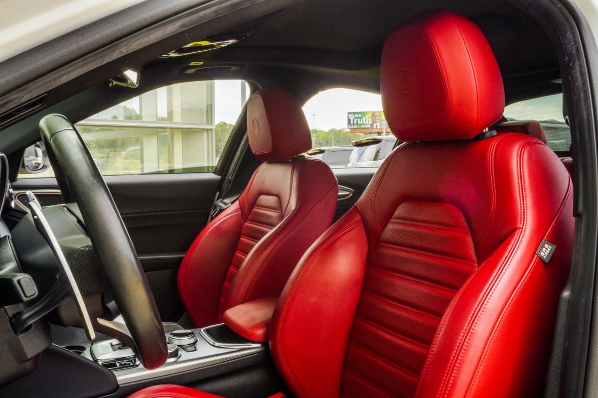 2022 Alfa Romeo Giulia Veloce