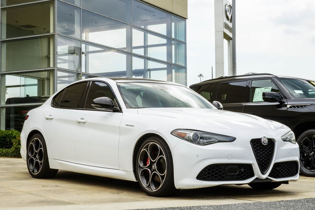 2022 Alfa Romeo Giulia Veloce