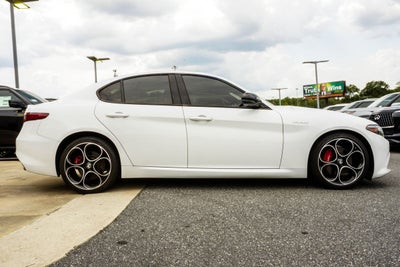 2022 Alfa Romeo Giulia Veloce