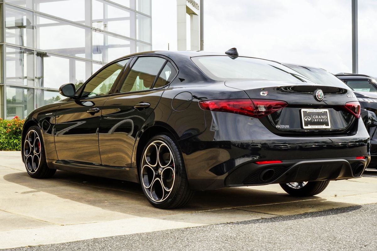 2023 Alfa Romeo Giulia Veloce