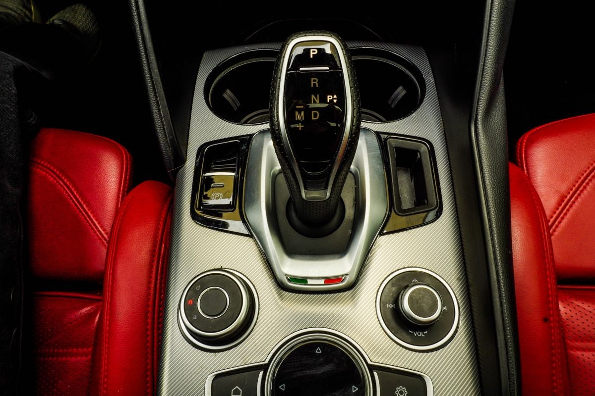 2023 Alfa Romeo Giulia Veloce