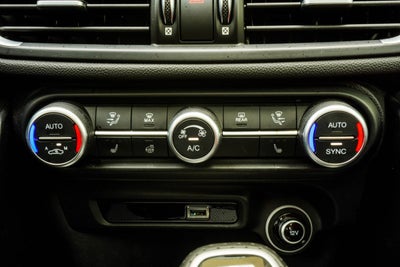 2023 Alfa Romeo Giulia Veloce