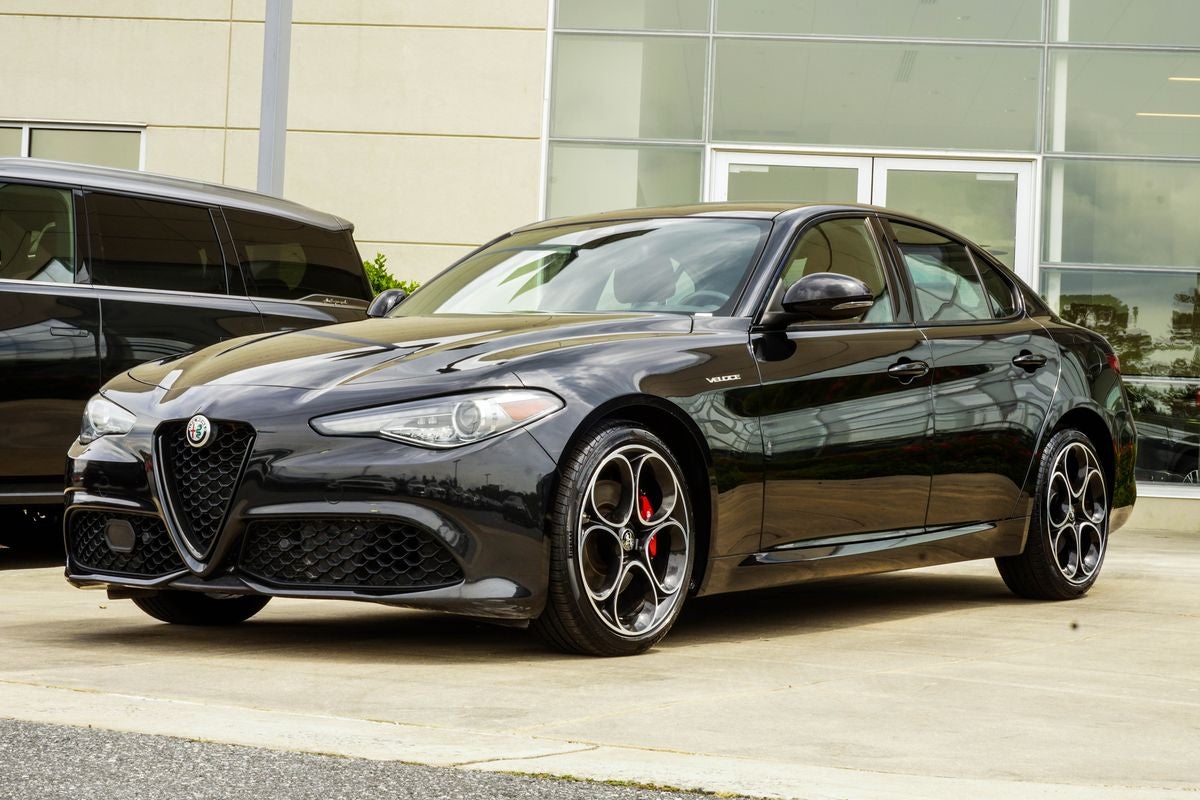 2023 Alfa Romeo Giulia Veloce