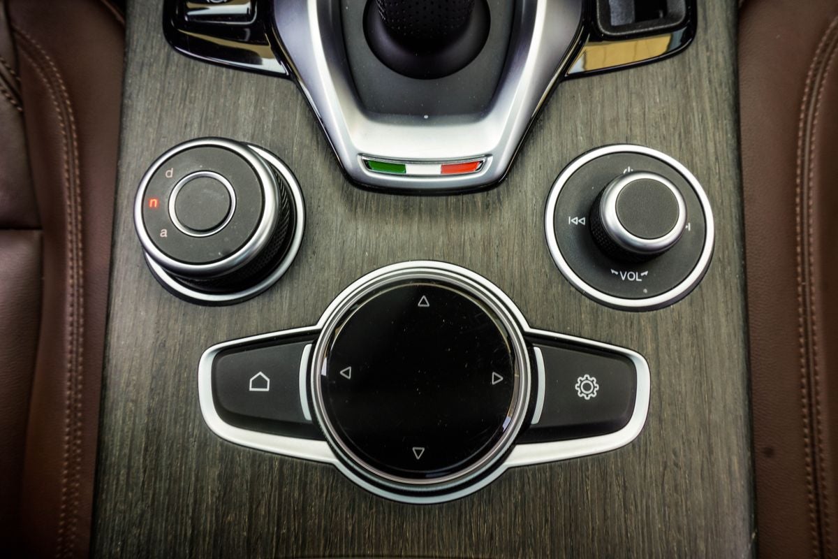 2023 Alfa Romeo Stelvio Ti