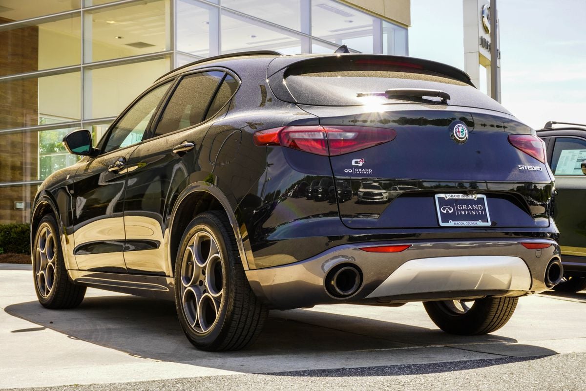 2023 Alfa Romeo Stelvio Ti