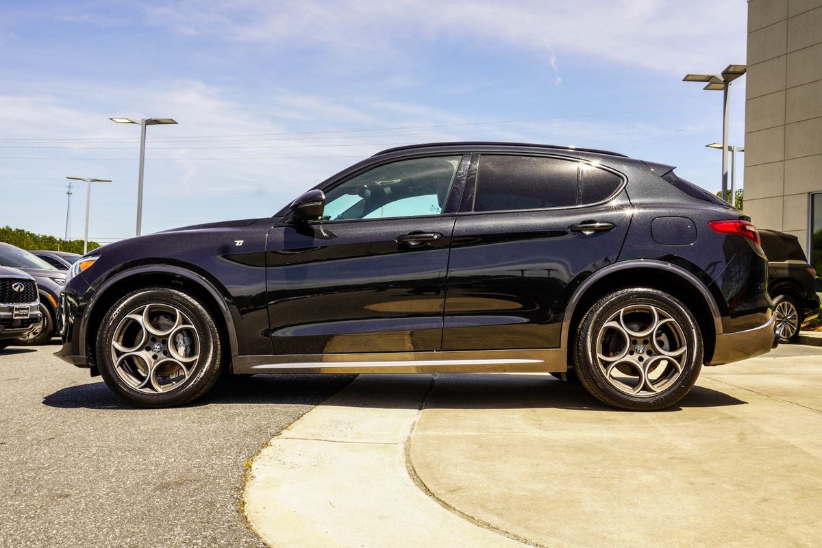 2023 Alfa Romeo Stelvio Ti