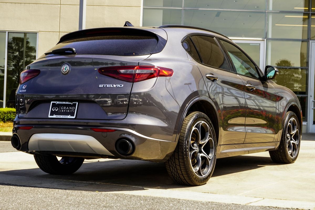 2023 Alfa Romeo Stelvio Ti