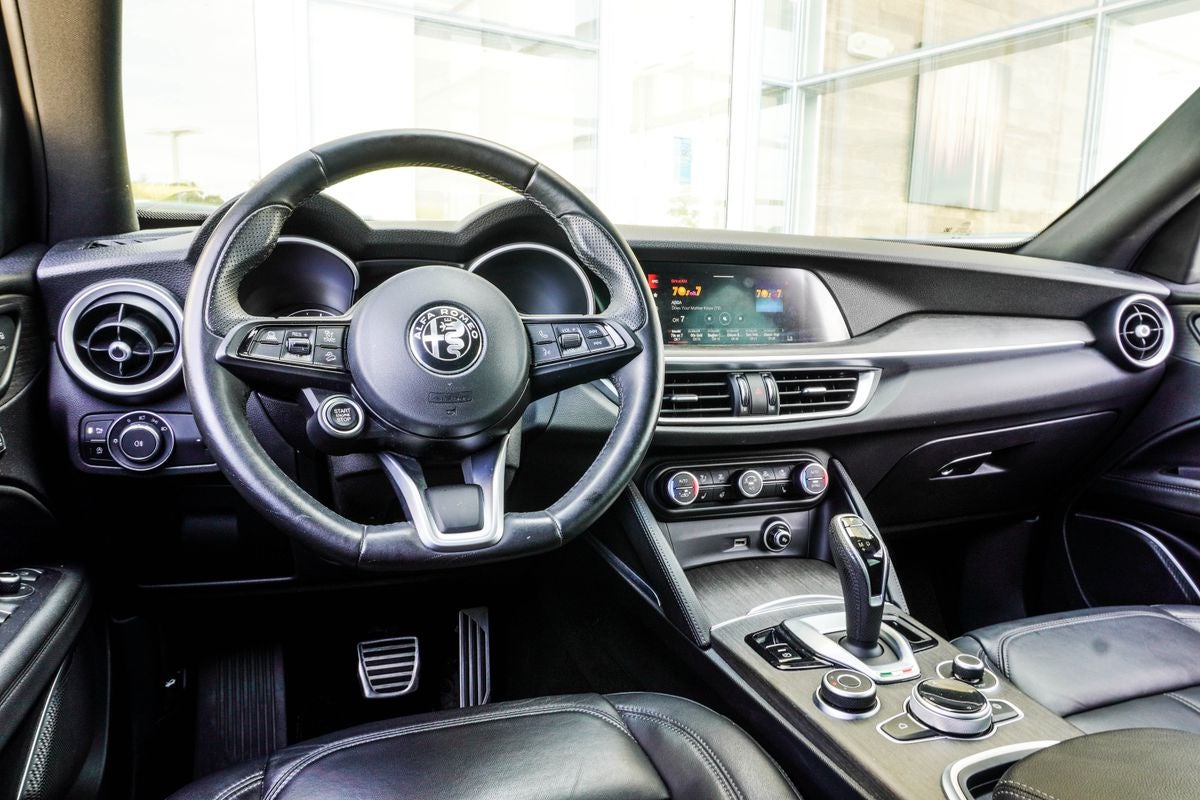 2023 Alfa Romeo Stelvio Ti