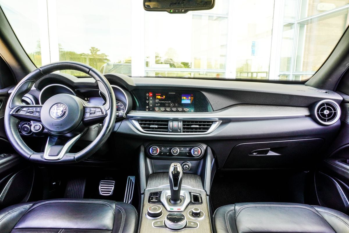 2023 Alfa Romeo Stelvio Ti