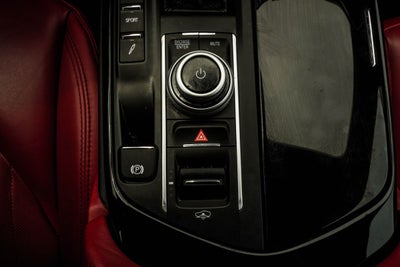 2021 Maserati Levante Base