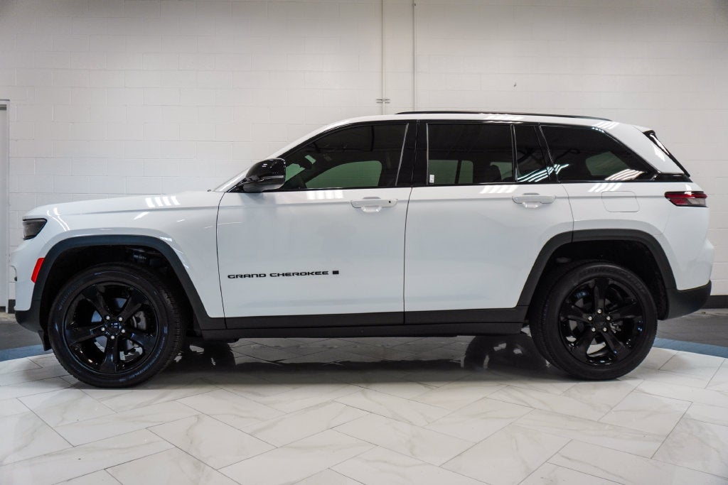 2024 Jeep Grand Cherokee Altitude