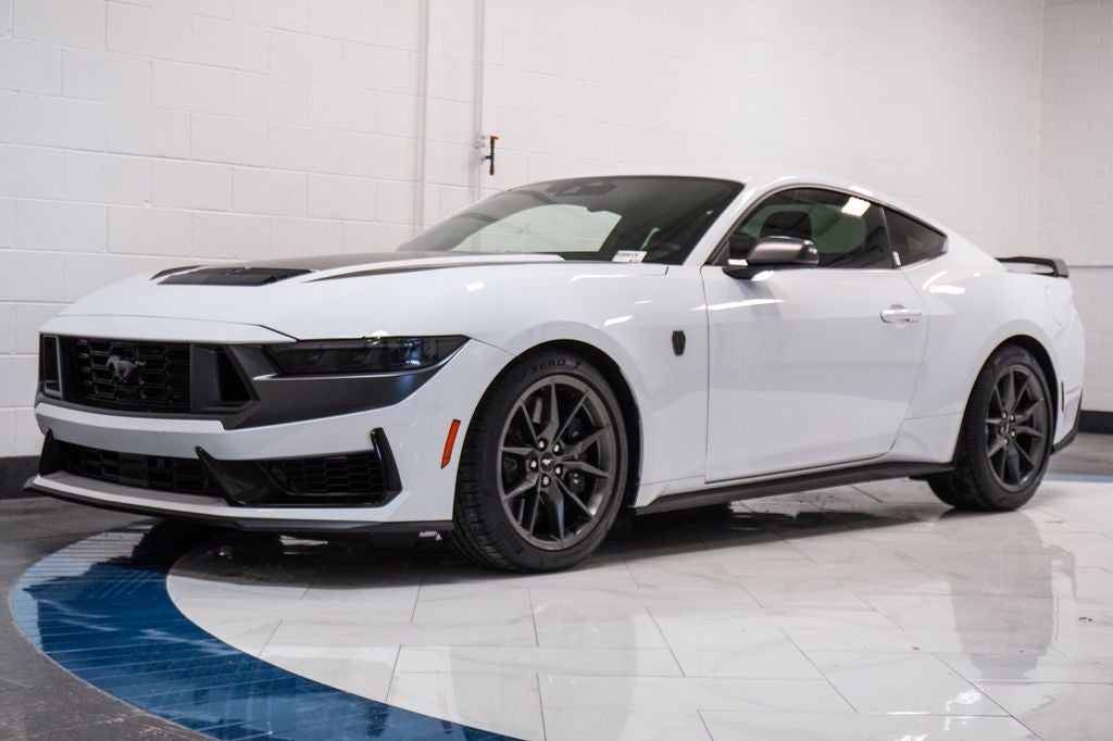 2024 Ford Mustang Dark Horse