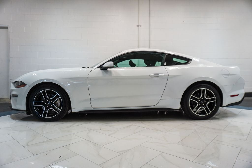 2021 Ford Mustang EcoBoost