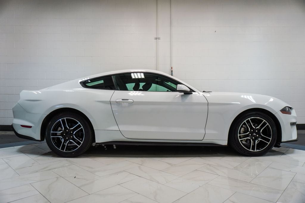 2021 Ford Mustang EcoBoost