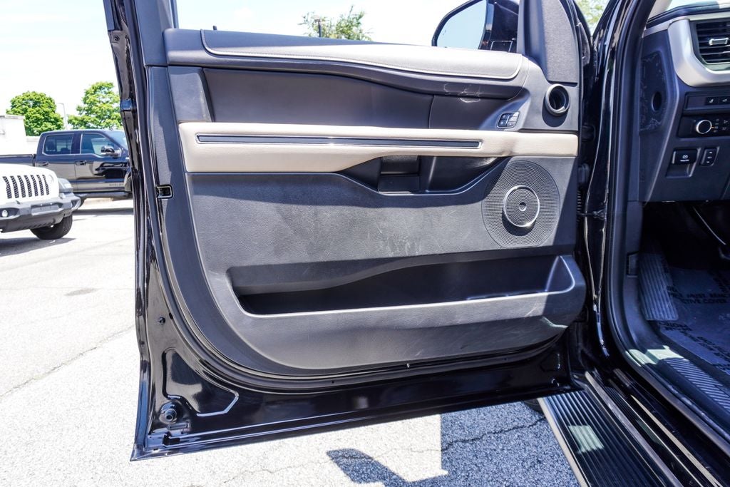 2024 Ford Expedition Max XLT