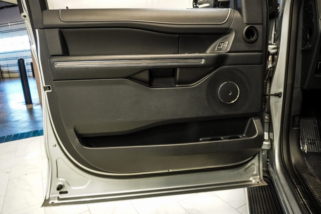 2023 Ford Expedition Max XLT