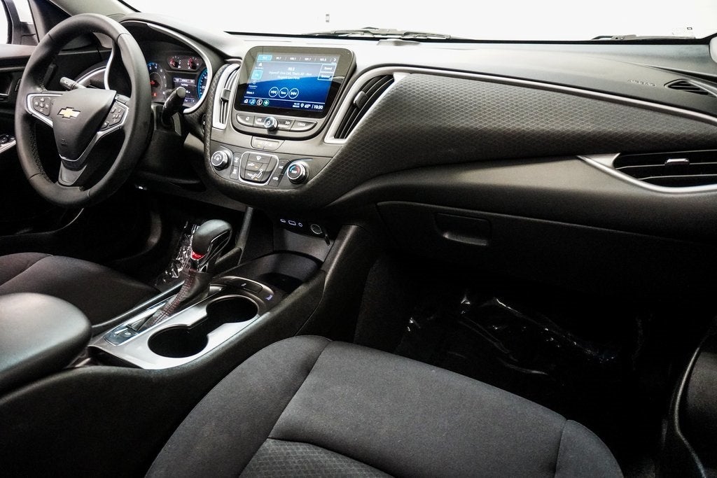 2023 Chevrolet Malibu RS