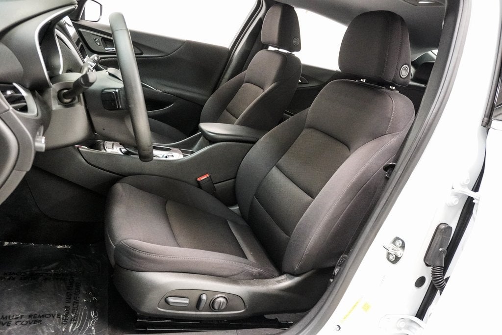 2023 Chevrolet Malibu RS