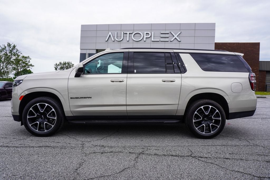2024 Chevrolet Suburban RST