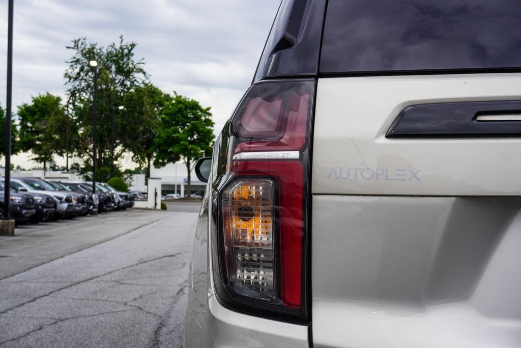 2024 Chevrolet Suburban RST
