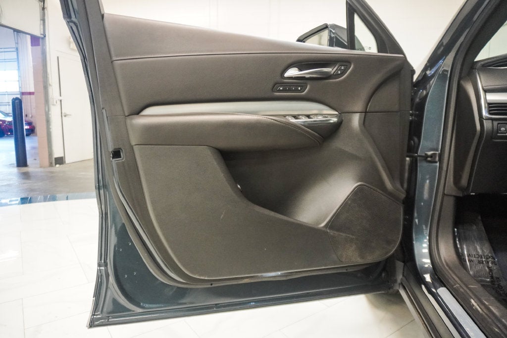 2020 Cadillac XT4 Premium Luxury