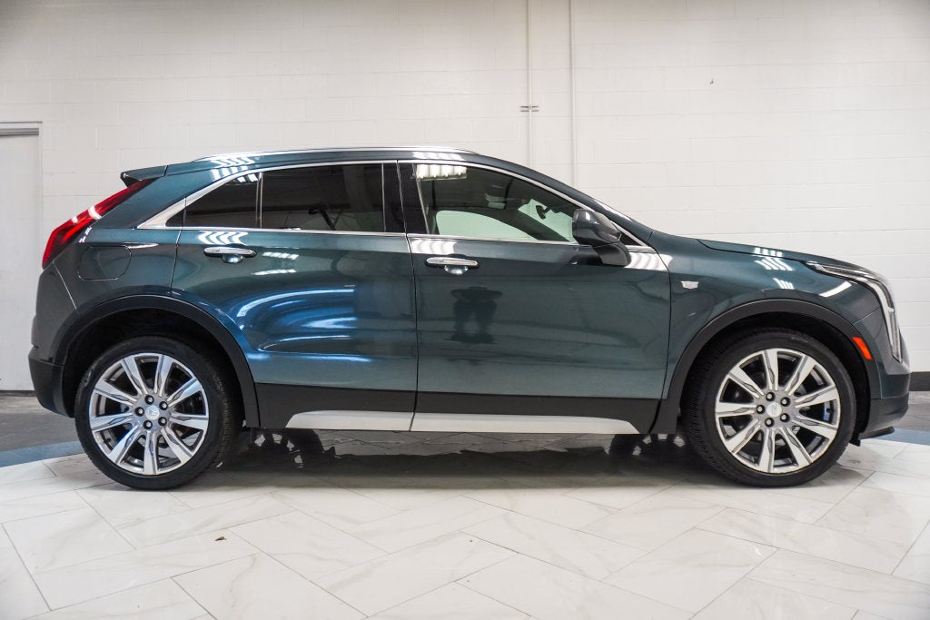 2020 Cadillac XT4 Premium Luxury