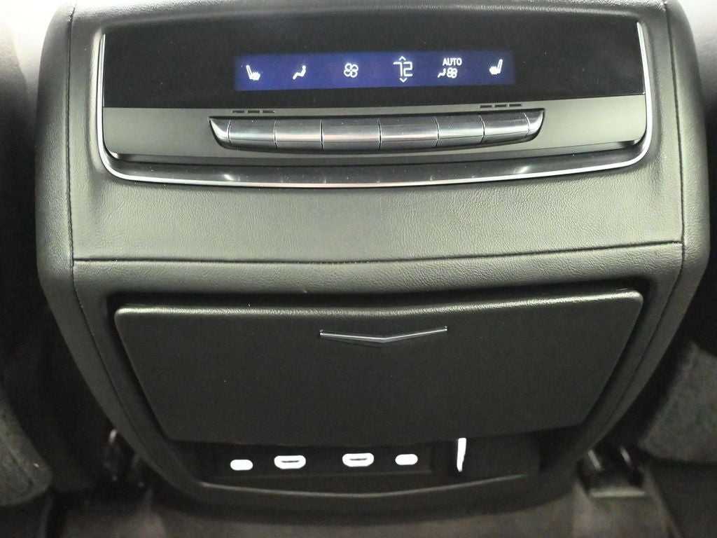 2022 Cadillac Escalade Sport