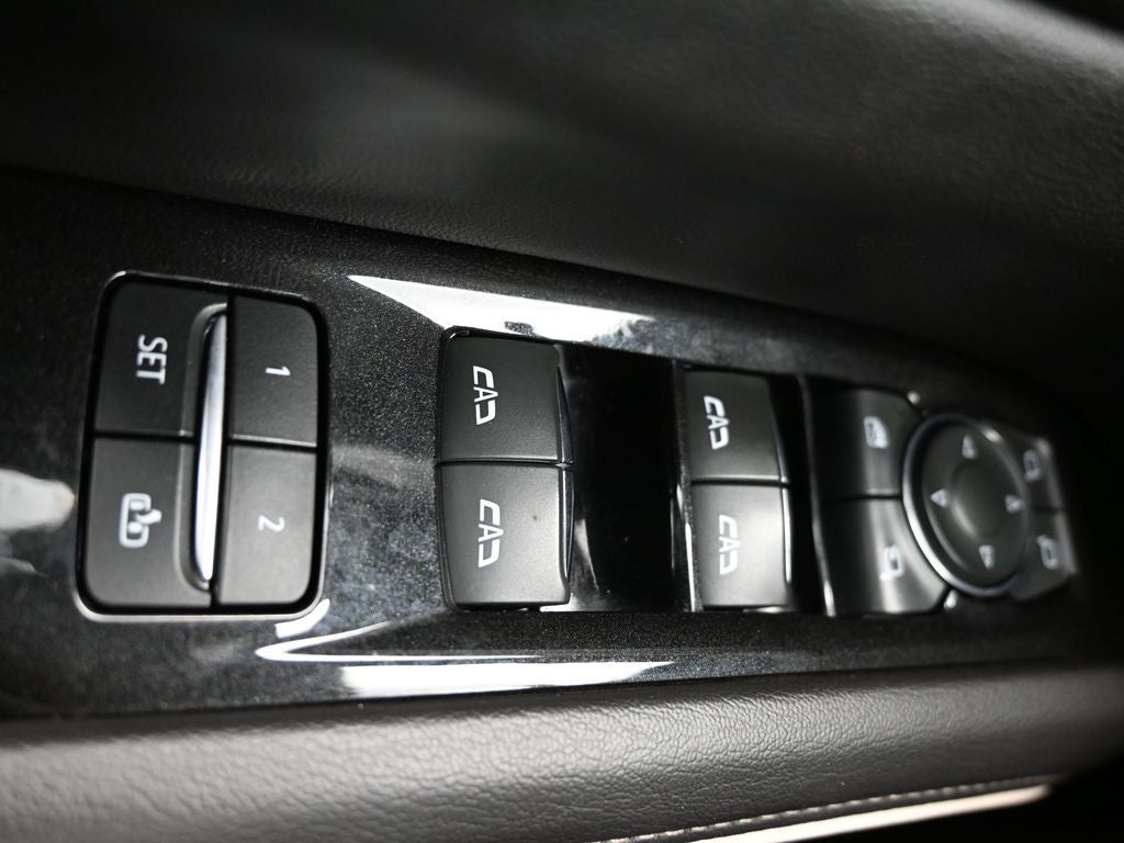 2022 Cadillac Escalade Sport