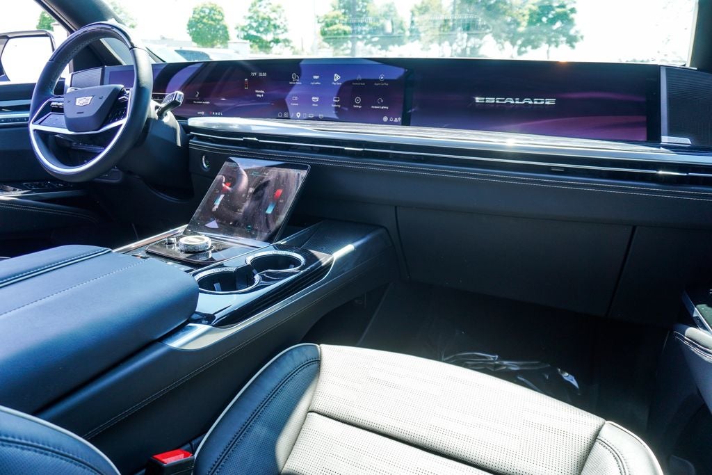 2025 Cadillac Escalade Sport