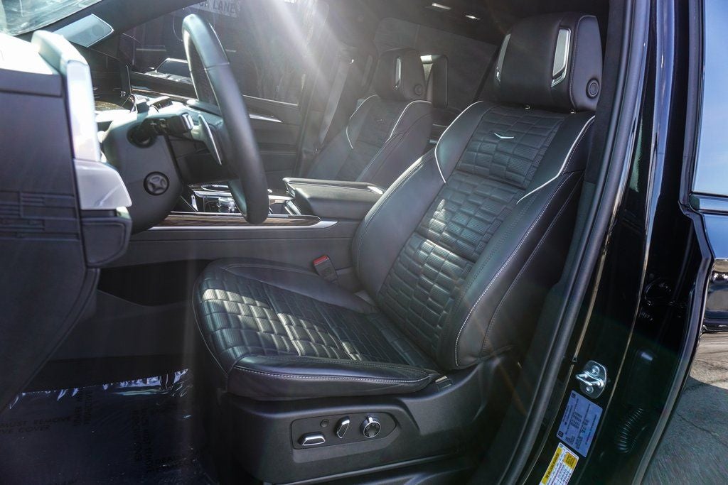 2025 Cadillac Escalade ESV Sport Platinum