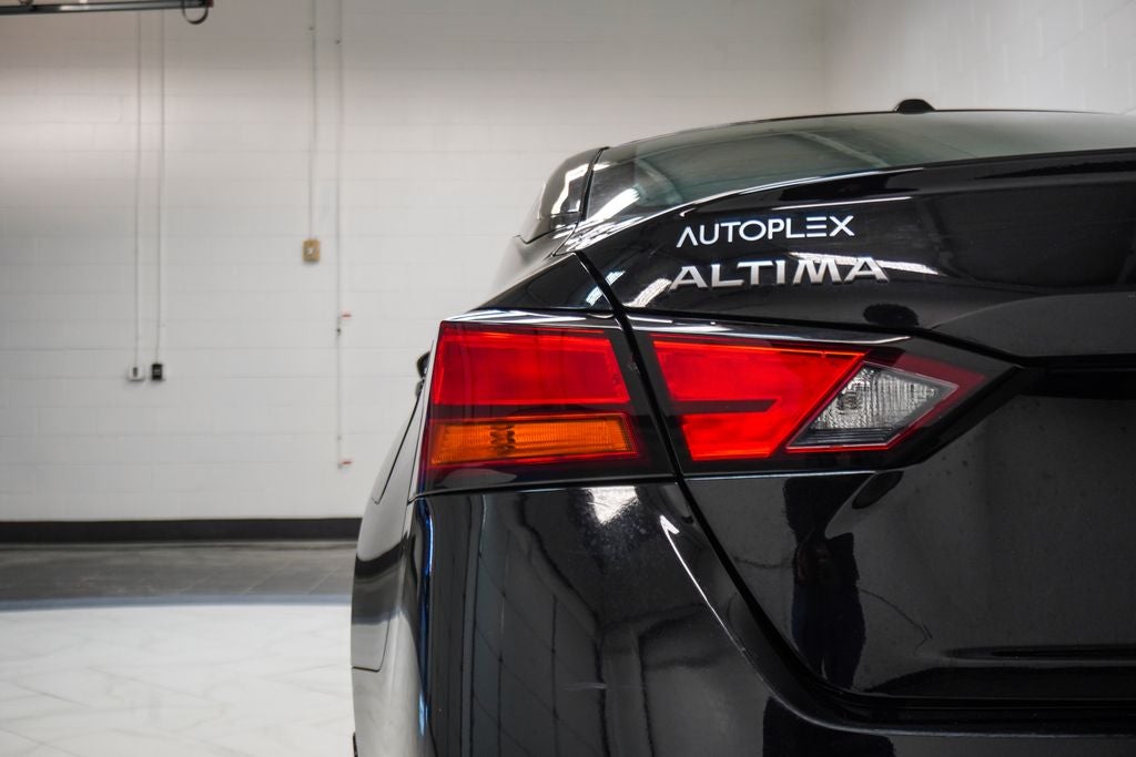 2025 Nissan Altima 2.5 SR