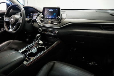 2025 Nissan Altima 2.5 SR