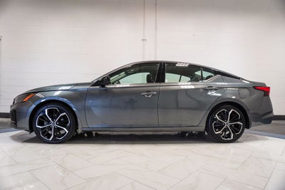 2025 Nissan Altima 2.5 SR