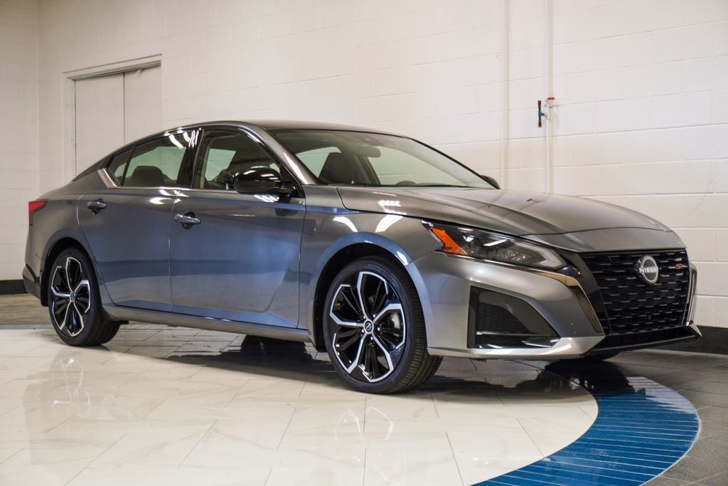 2025 Nissan Altima 2.5 SR