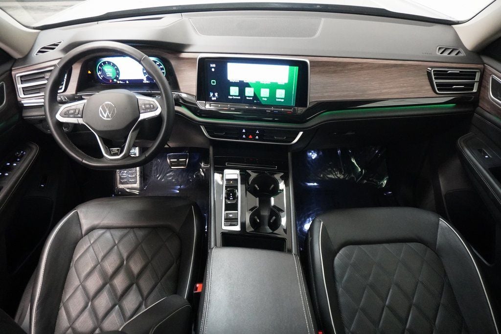 2024 Volkswagen Atlas 2.0T SEL Premium R-Line