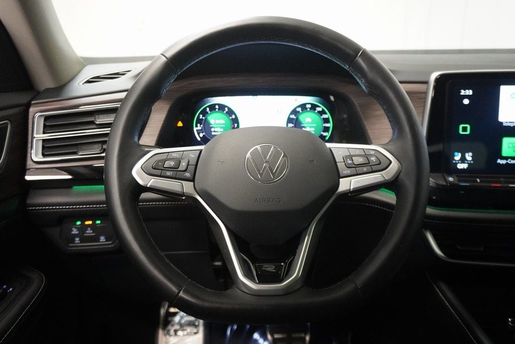 2024 Volkswagen Atlas 2.0T SEL Premium R-Line