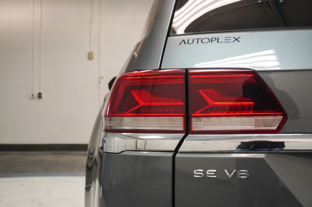2021 Volkswagen Atlas 3.6L V6 SE w/Technology