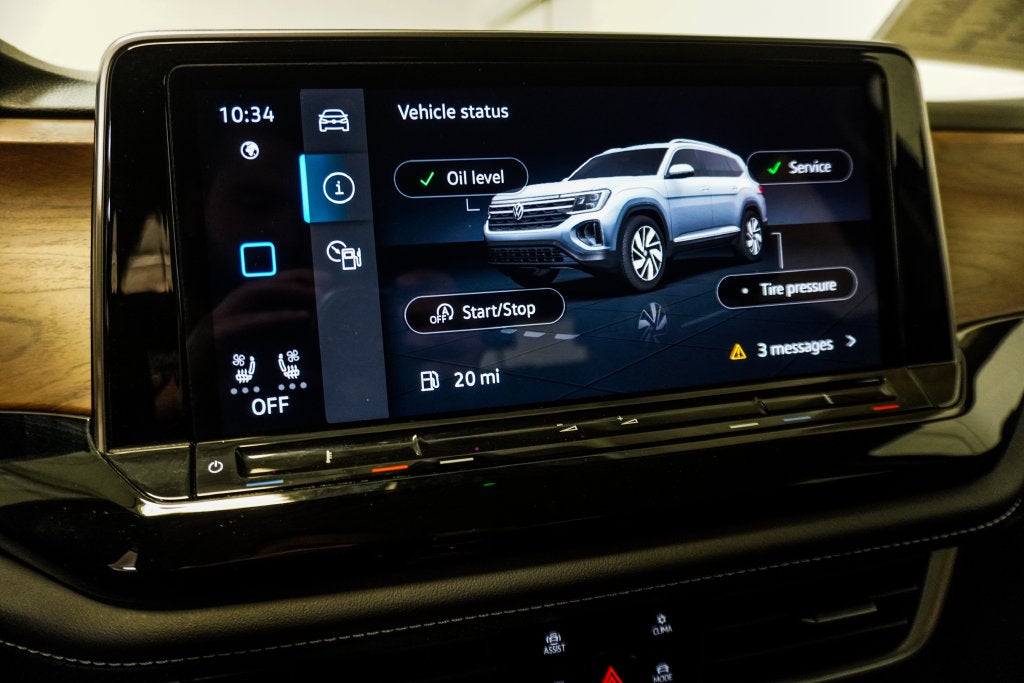 2026 Volkswagen Atlas SE w/Technology