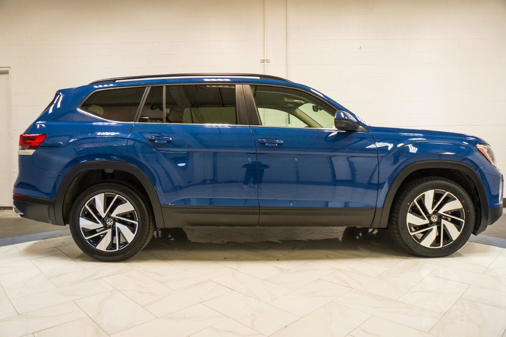 2026 Volkswagen Atlas SE w/Technology