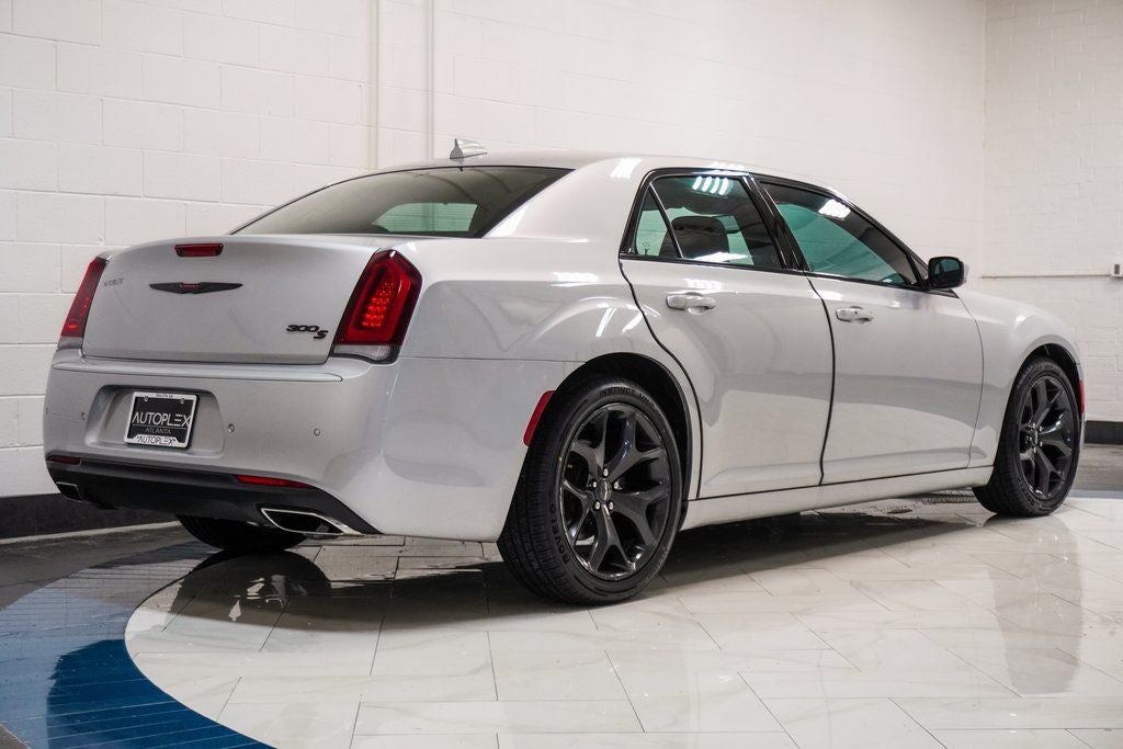 2021 Chrysler 300 S