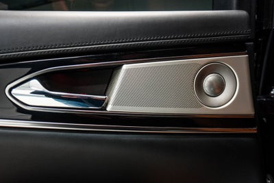 2022 Lincoln Nautilus Black Label