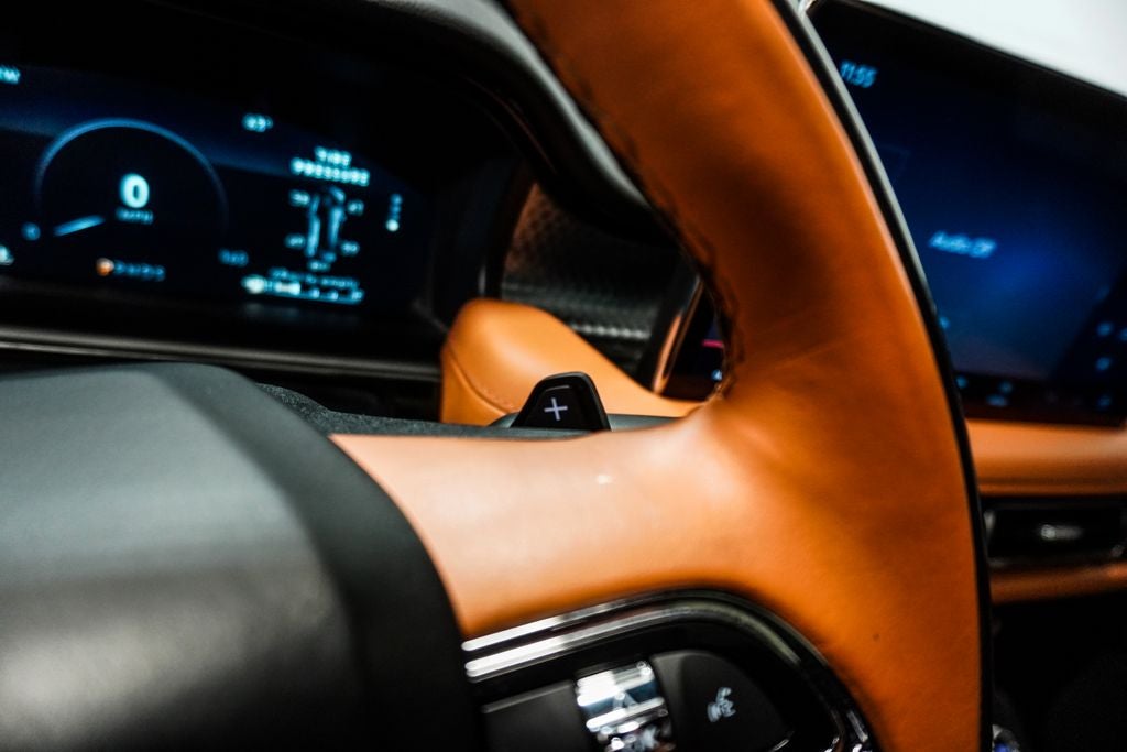 2022 Lincoln Nautilus Black Label