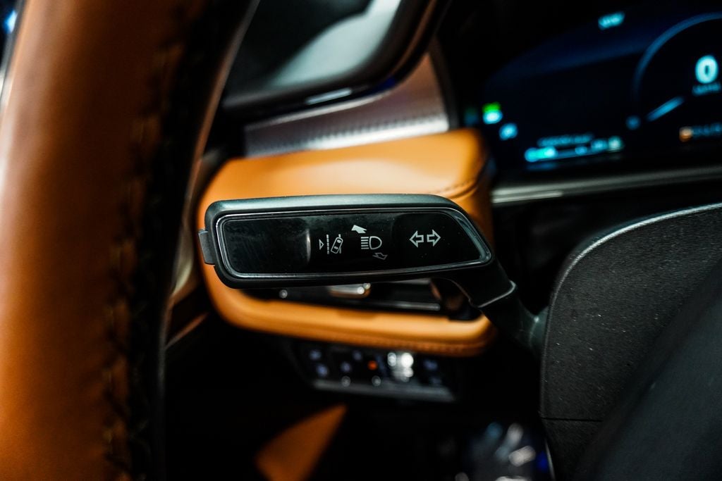 2022 Lincoln Nautilus Black Label