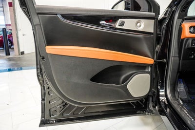 2022 Lincoln Nautilus Black Label