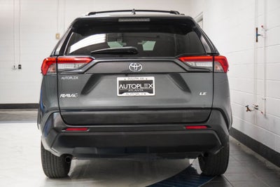 2020 Toyota RAV4 LE